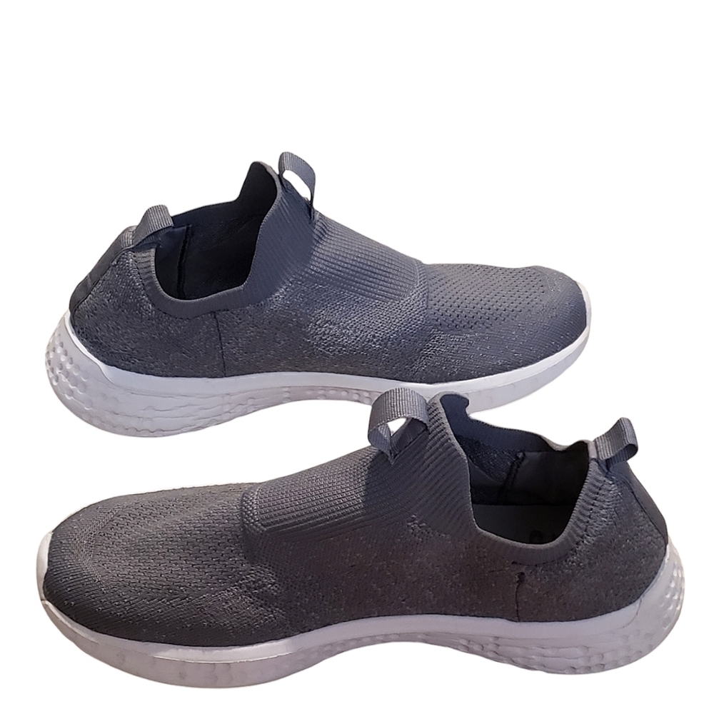 Avia Tennis Shoes Gray 9.5 Womens Athletic Memory Foam Insole Walking Slip-On